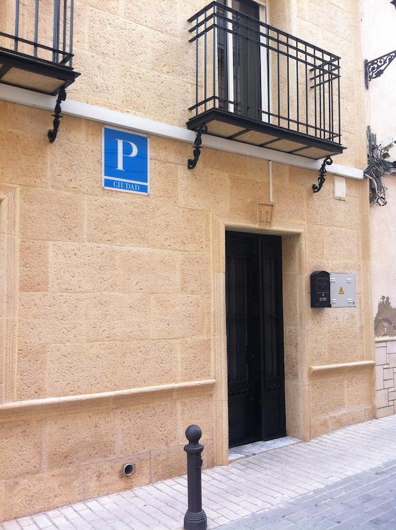 Pension Ruiz Linares  Bagian luar foto